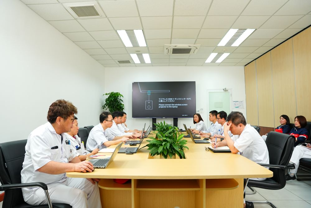 Họp buổi sáng tại Musashi Auto Parts Việt Nam