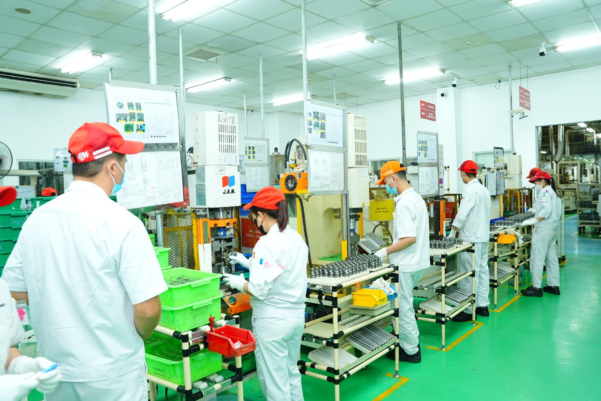 Ứng dụng công nghệ cơ khí chính xác cho ngành ô tô